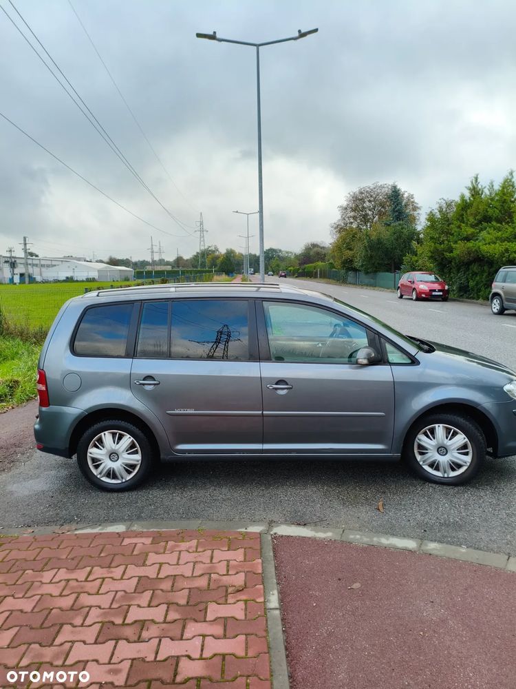 Volkswagen Touran 1.6 Trendline - 22