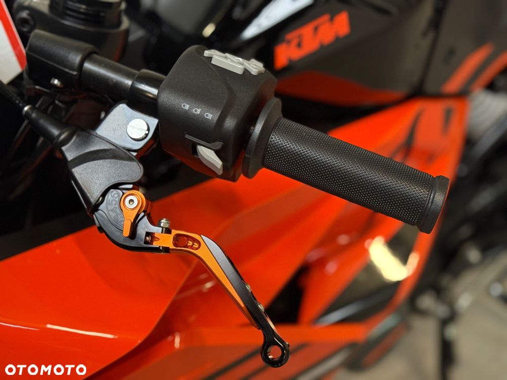 KTM RC 125 - 27