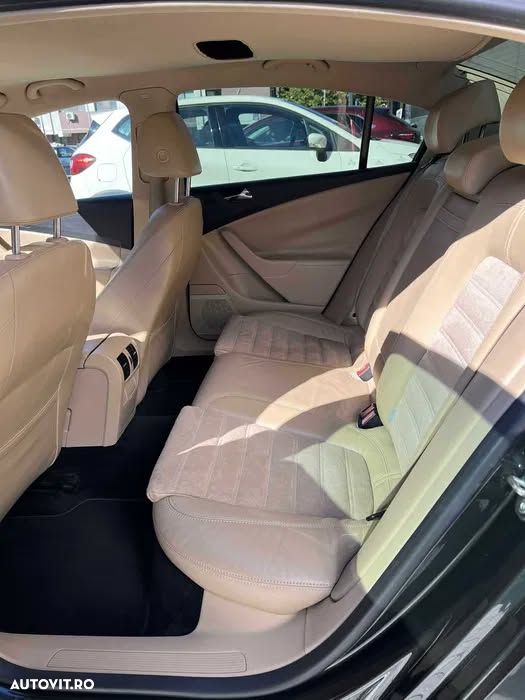 Volkswagen Passat Variant 2.0 TDI 4Motion Highline - 6