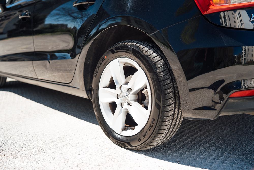 Audi A1 Sportback 1.4 TDI - 6