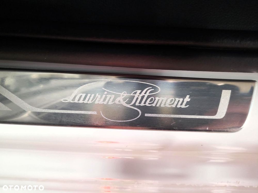 Skoda Superb 2.0 TDI 4x4 L&K DSG - 24