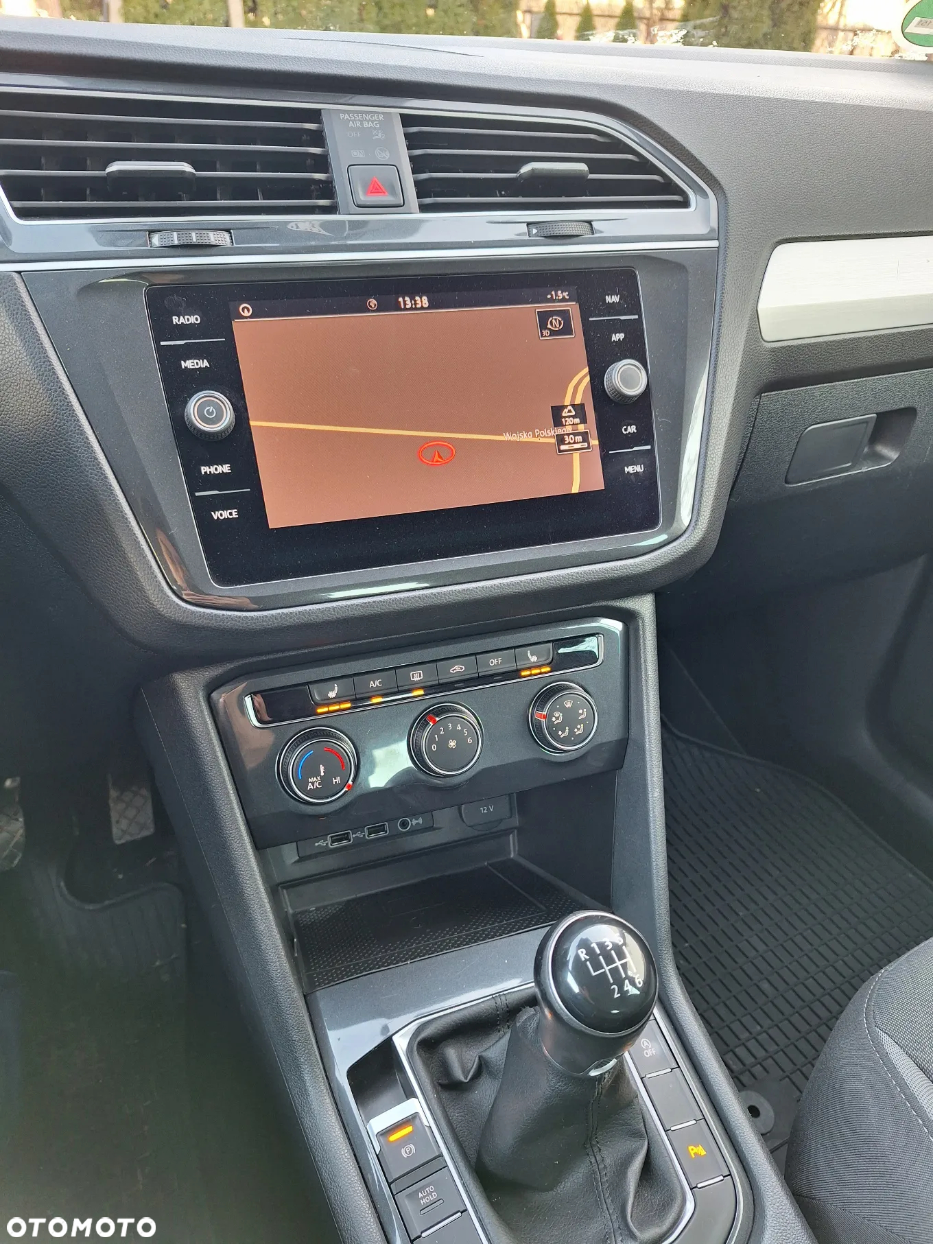 Volkswagen Tiguan 2.0 TDI BMT SCR Trendline - 17