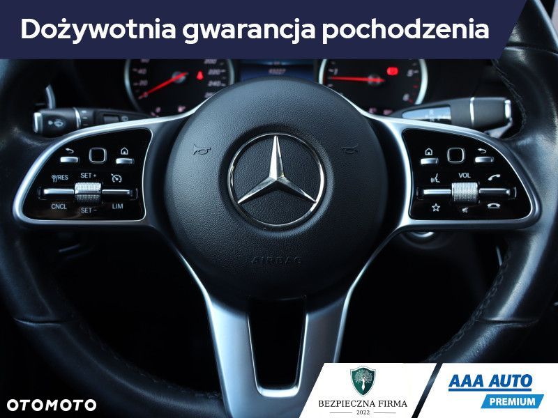 Mercedes-Benz GLC - 22