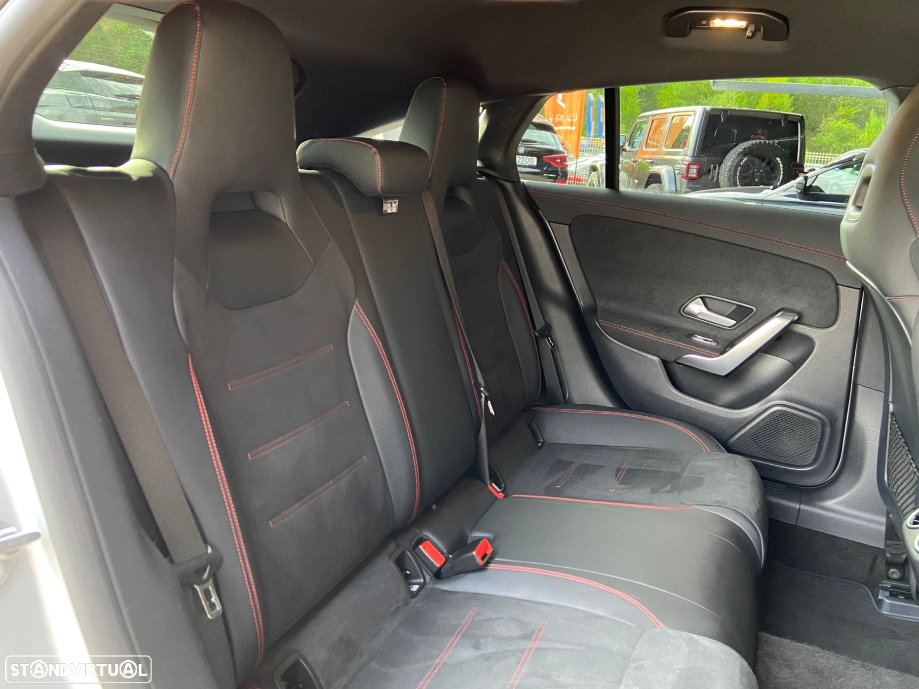 Mercedes-Benz CLA 180 d Shooting Brake AMG Line Aut. - 49