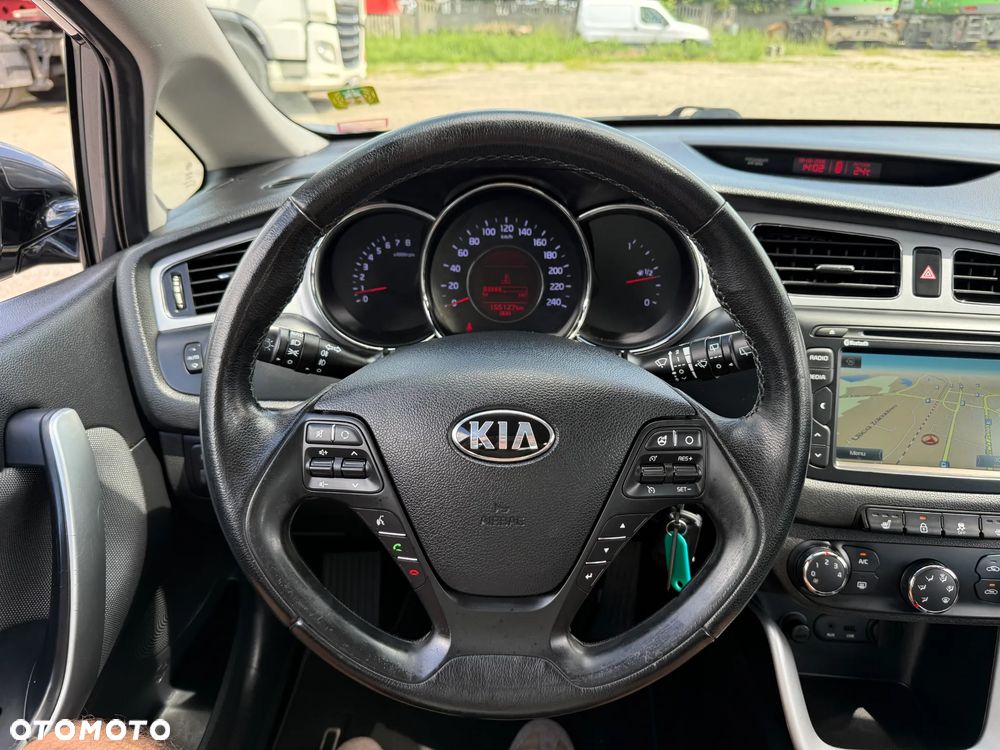 Kia Ceed 1.4 CVVT Dream Team Edition - 13