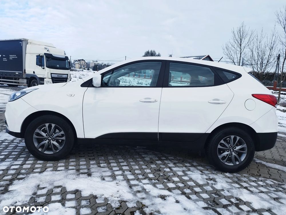 Hyundai ix35 1.6 2WD Fifa World Cup Edition - 6