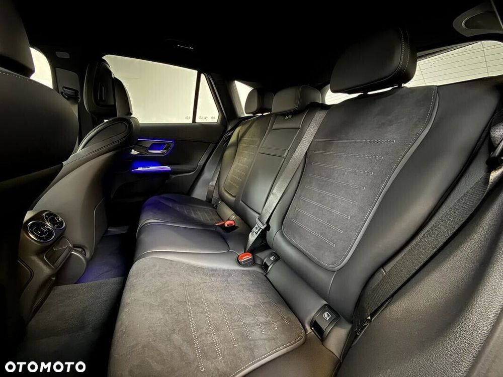 Mercedes-Benz GLC - 27