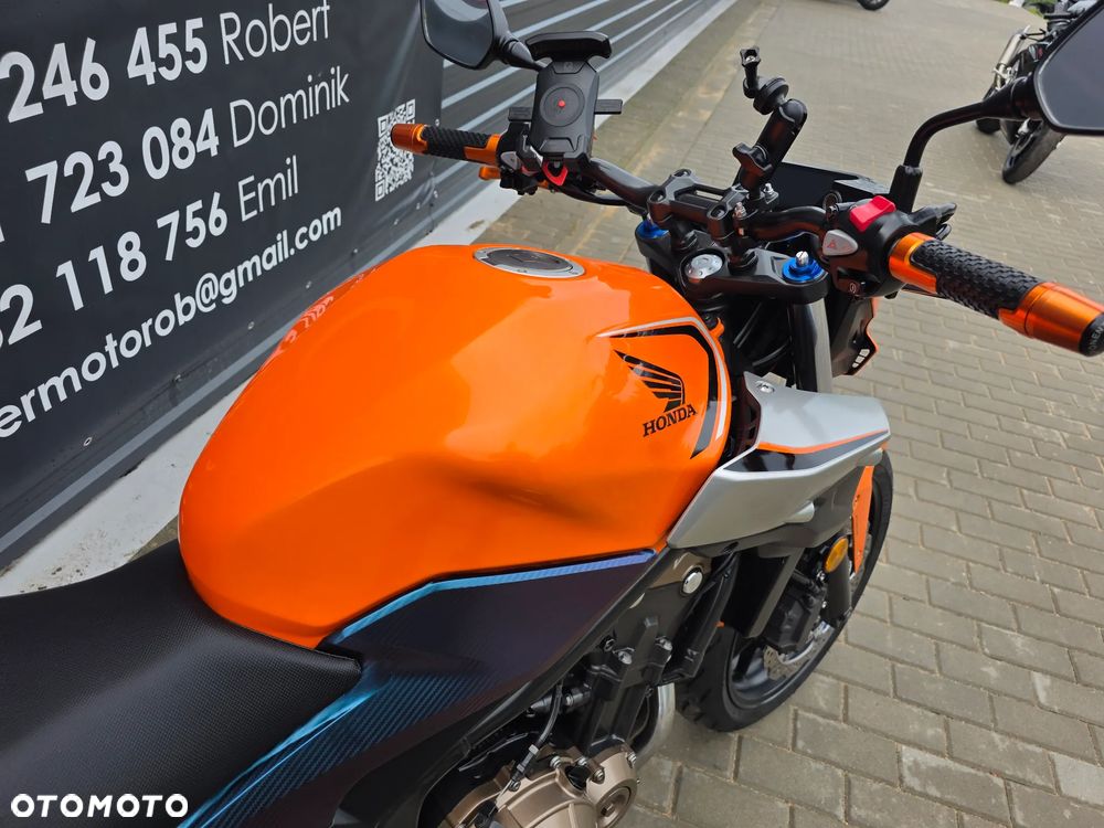 Honda CB - 21