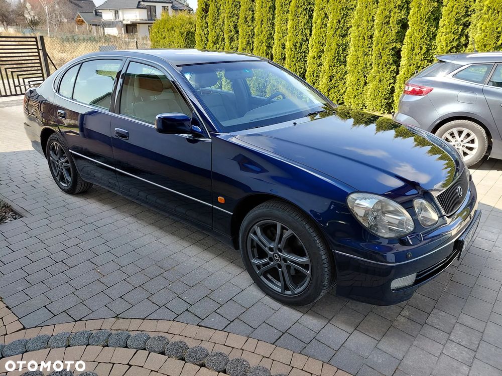 Lexus GS - 1