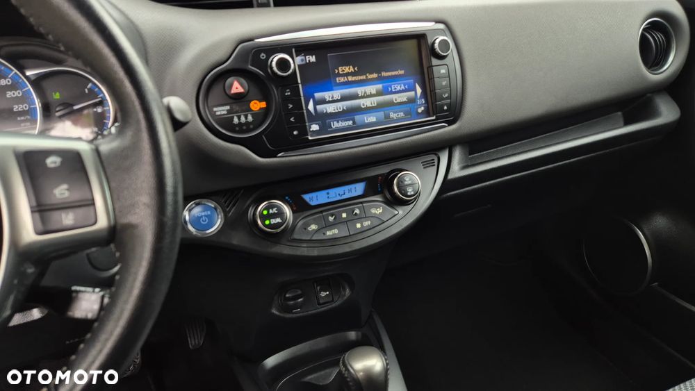 Toyota Yaris 1.5 VVT-i Style Selection - 36