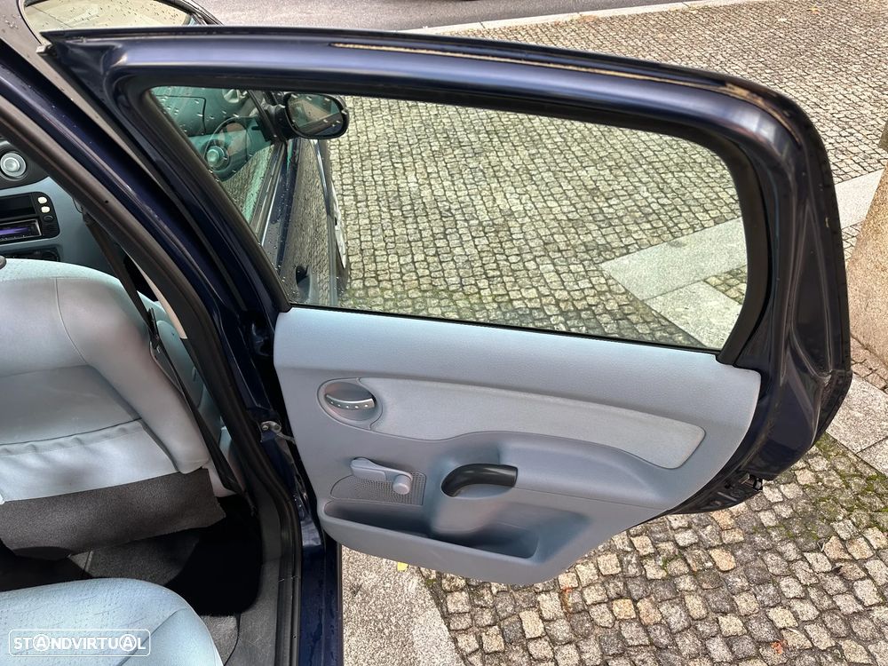 Citroën C3 1.1 SX Pack - 18