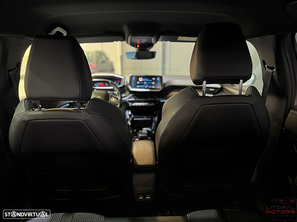 Peugeot 208 1.2 PureTech GT EAT8 - 37