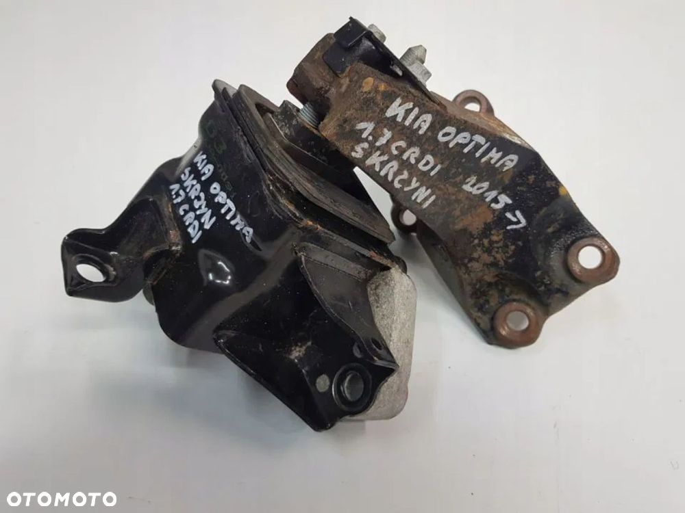 ŁAPA PODUSZKA SKRZYNI KIA OPTIMA IV 1.7CRDI 17r - 2