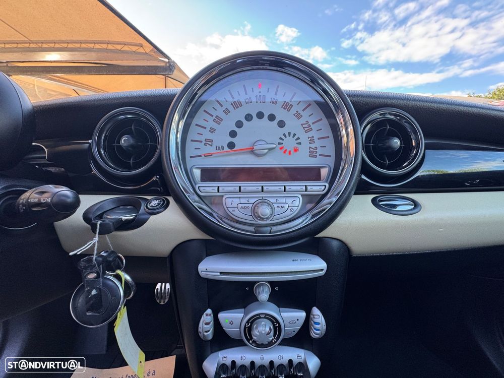 MINI 3 Portas Cooper S - 23