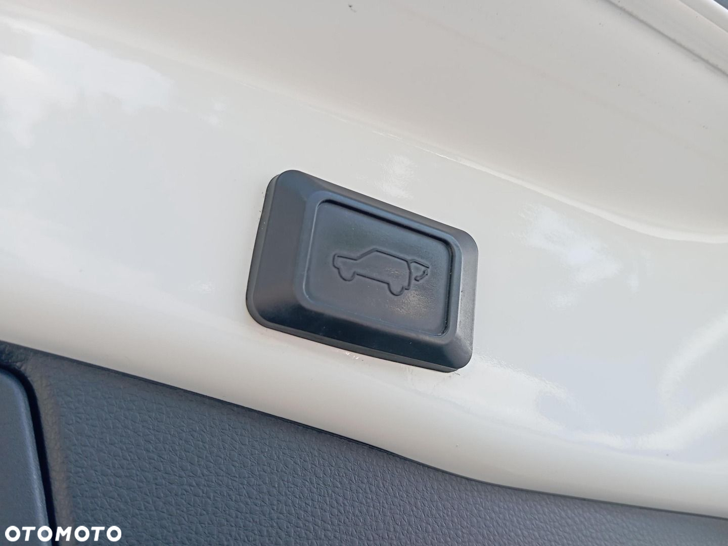 Toyota RAV4 - 23