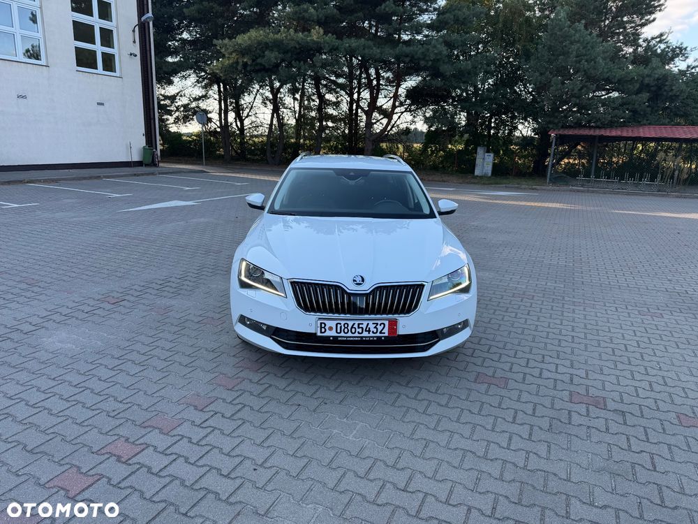 Skoda Superb 1.5 TSI ACT L&K DSG - 2