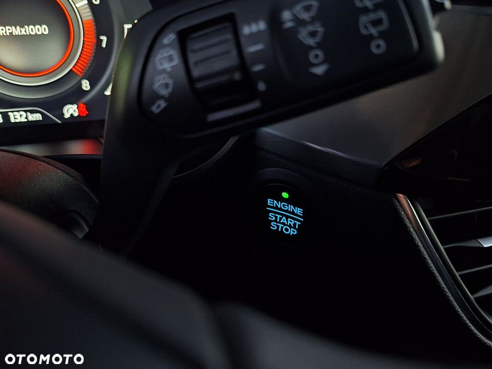 Ford Kuga 1.5 EcoBoost FWD Titanium X - 36