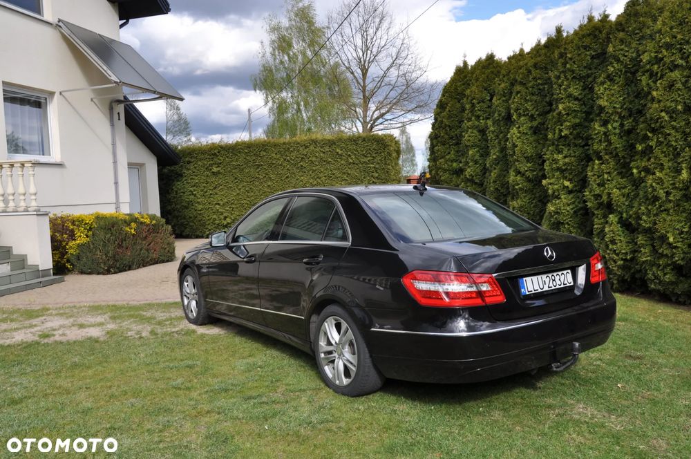 Mercedes-Benz Klasa E 250 CDI DPF BlueEFFICIENCY Automatik Avantgarde - 10