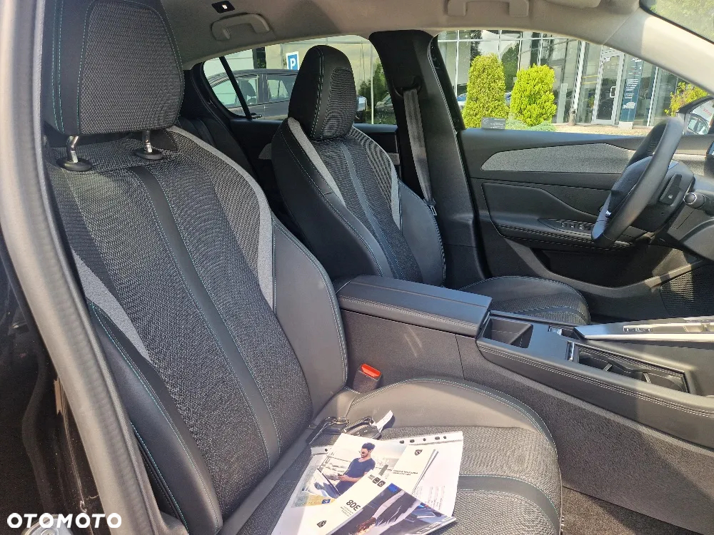 Peugeot 308 1.2 PureTech Allure Pack S&S EAT8 - 11