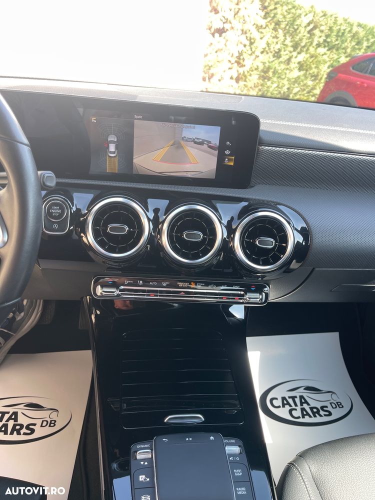 Mercedes-Benz CLA 200 7G-DCT - 32