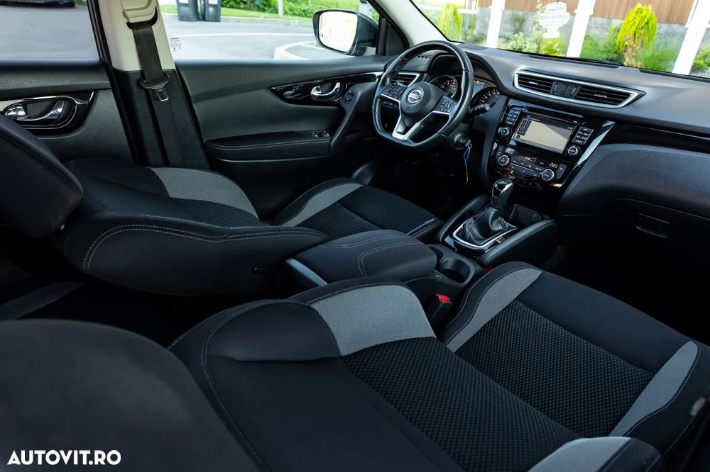 Nissan Qashqai 1.2 DIG-T Xtronic TEKNA - 9