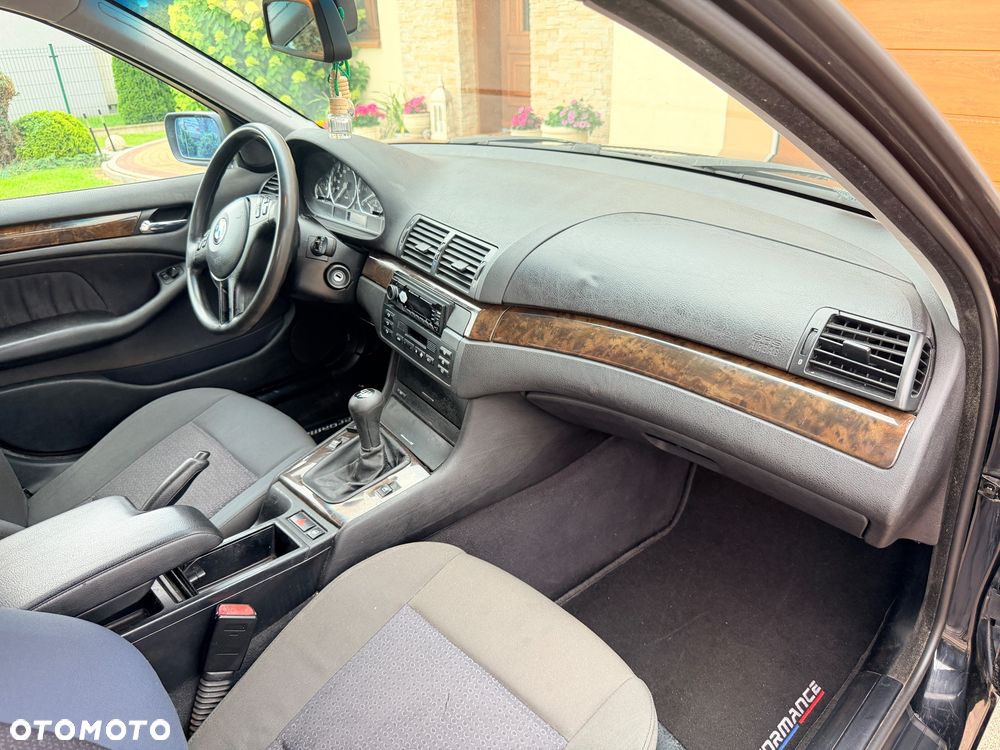 BMW Seria 3 318i Edition Lifestyle - 30