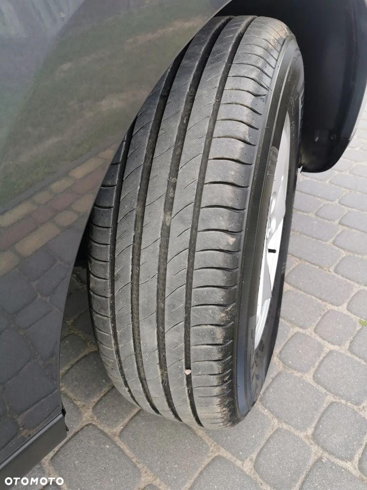 Hyundai ix35 2.0 2WD Style - 19