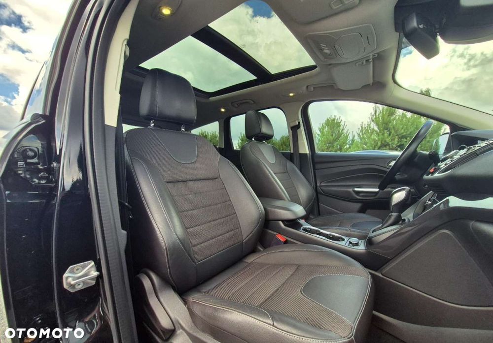Ford Kuga - 10