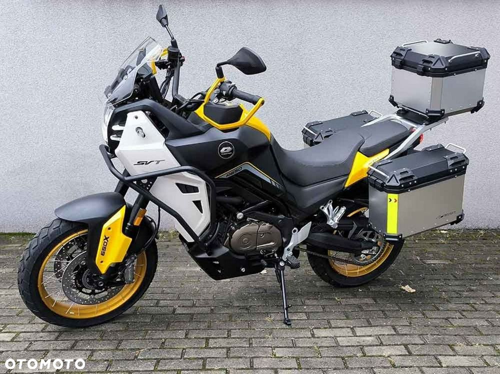 QJMOTOR SVT 650X - 23