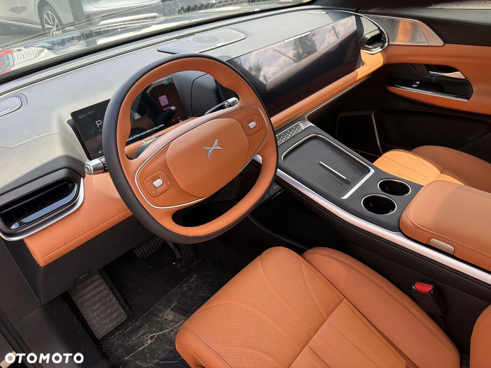 XPeng G9 94.6 kWh AWD Performance - 10