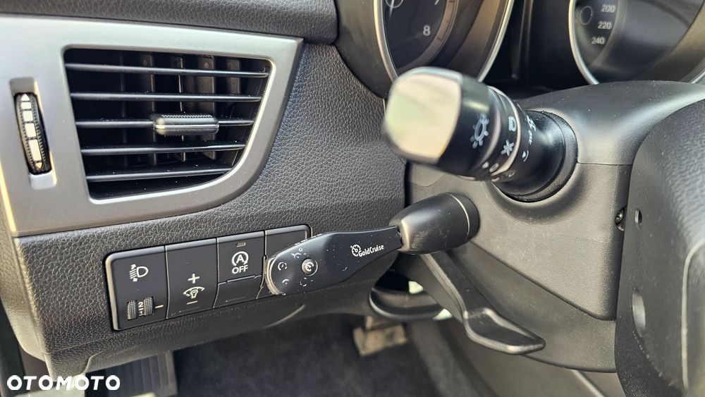 Hyundai i30 1.4 Premium - 16