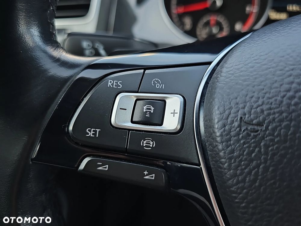 Volkswagen Golf 1.5 TSI BMT Evo Comfortline DSG - 21