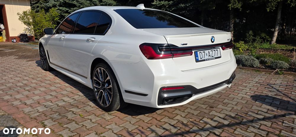 BMW Seria 7 750Li xDrive - 5