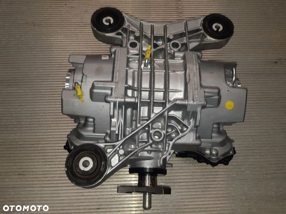 DYFERENCJAŁ DYFER MOST TYLNY VOLKSWAGEN VW GOLF 8 T5 T6 08E525010F jak nowy - 1