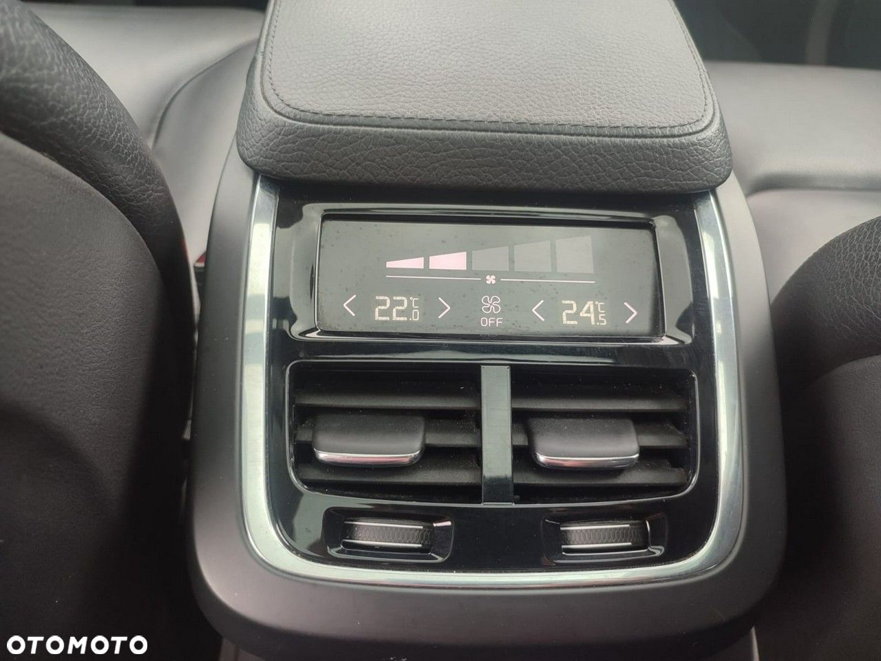Volvo XC 90 T6 AWD Geartronic Inscription - 28
