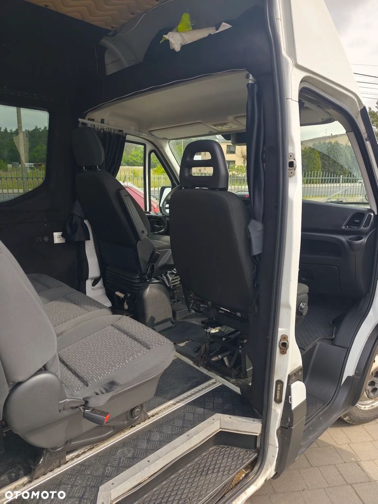 Iveco Daily 2,3L 7 osobowy brygadówka camper - 9