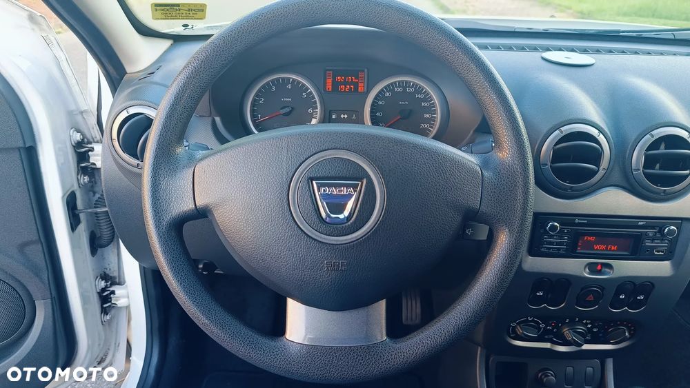 Dacia Duster 1.6 16V 4x2 - 28