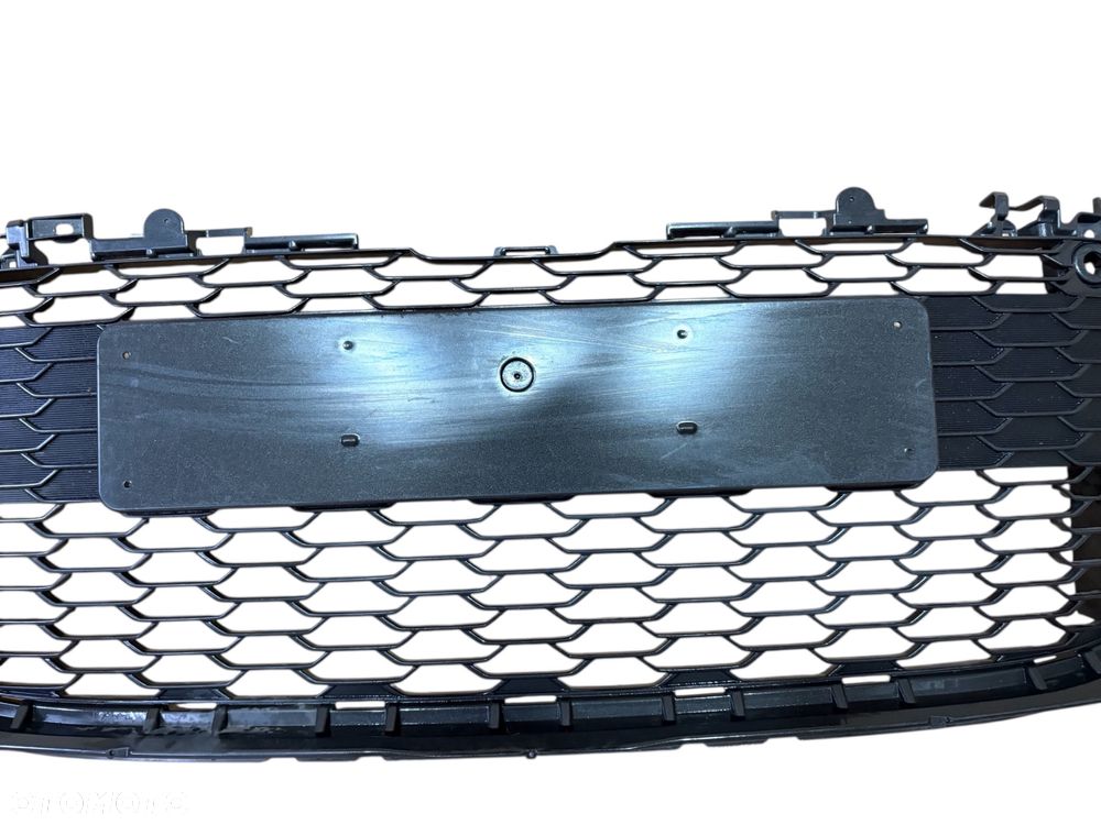 Kratka zderzaka przedniego Toyota Corolla E21 E-21 Kombi Hatchback PDC - 3