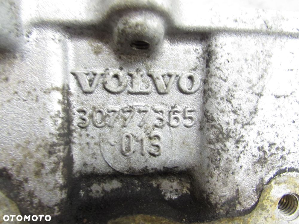 VOLVO XC90 V70 S60 S80 10-14 2.4 D5 GLOWICA SILNIKA 30777363 30777365 - 13