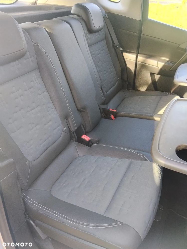 Opel Meriva - 24
