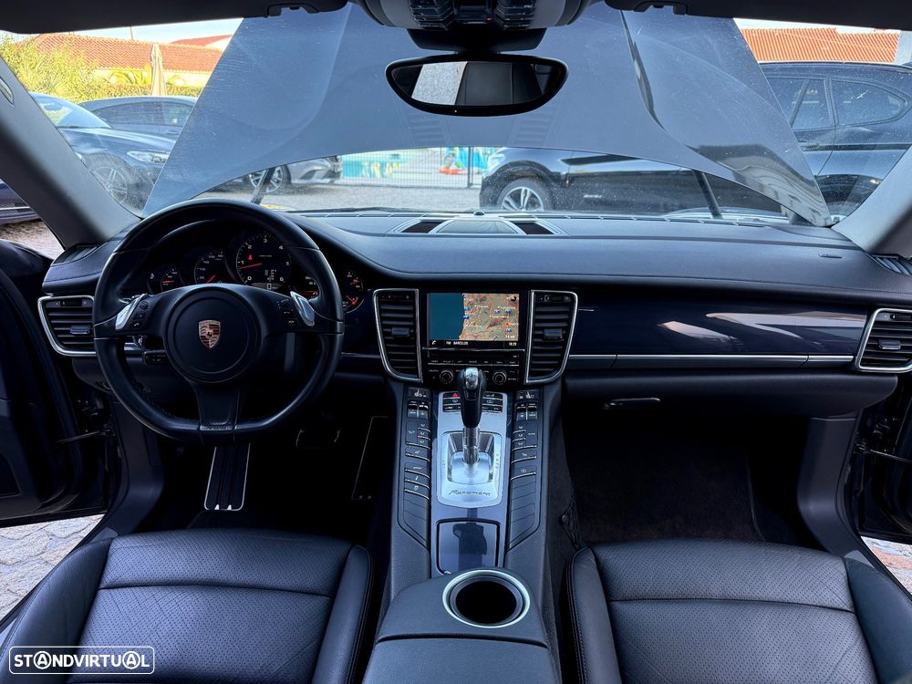 Porsche Panamera Platinum Edition - 7