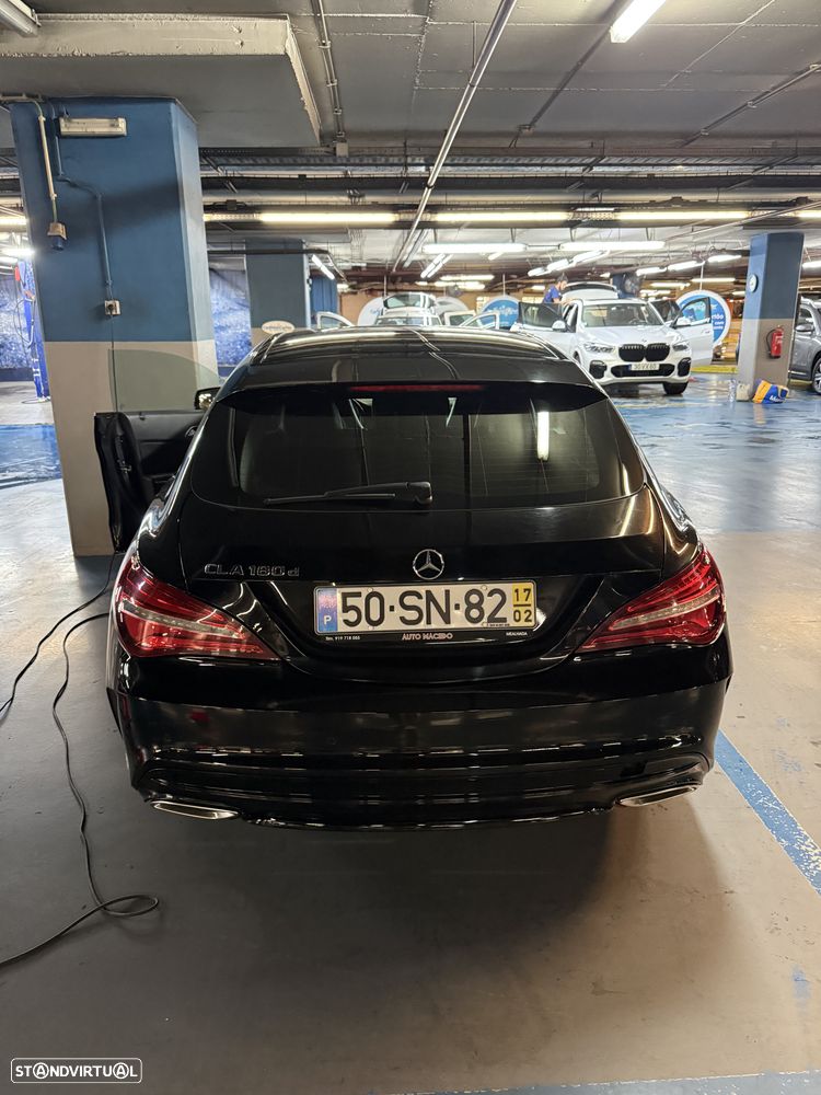 Mercedes-Benz CLA 180 d Shooting Brake AMG Line - 3