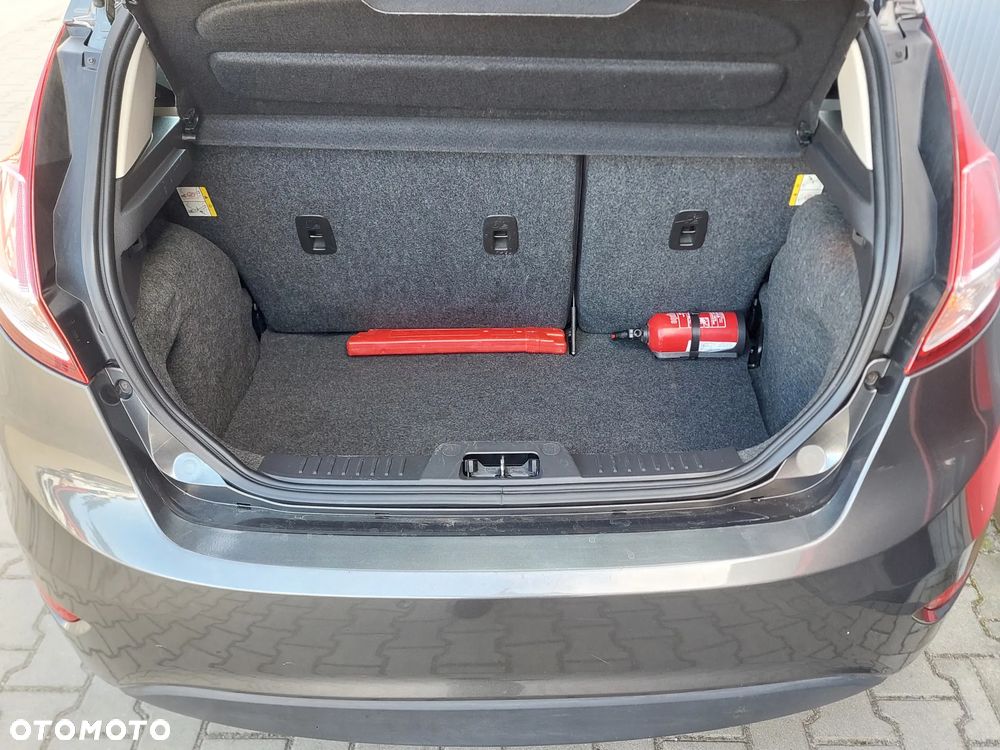 Ford Fiesta - 9