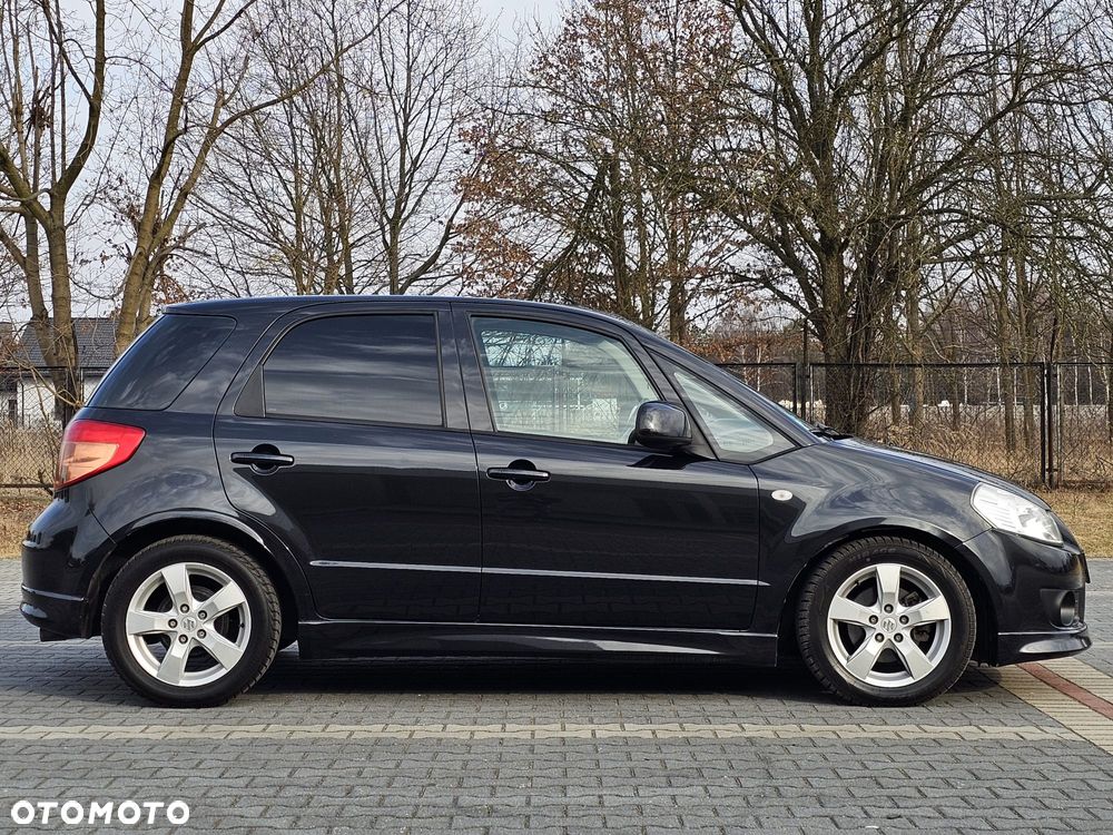 Suzuki SX4 1.9 DDiS DPF 4x2 Comfort - 18