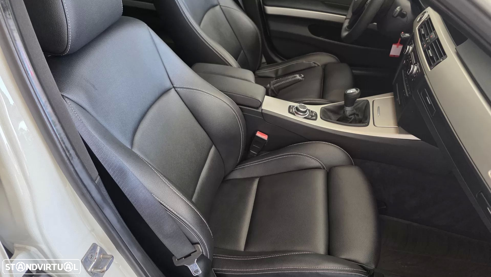 BMW 320 d Touring Pack M - 49