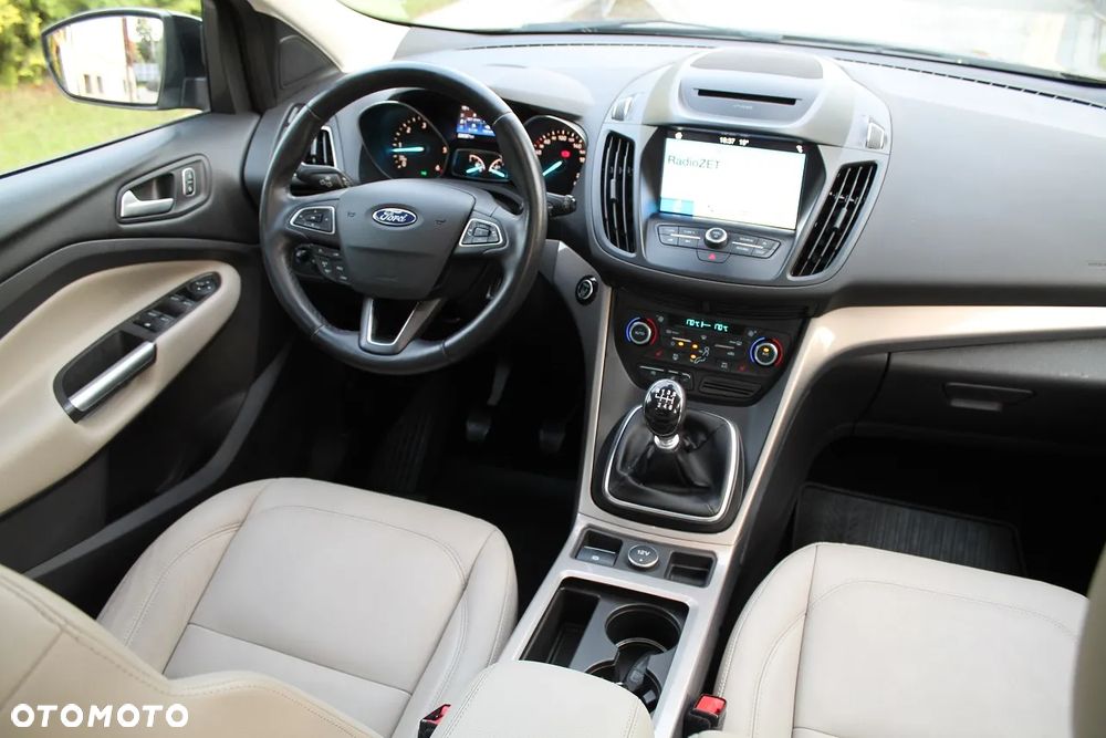 Ford Kuga 2.0 TDCi 4WD Titanium - 19