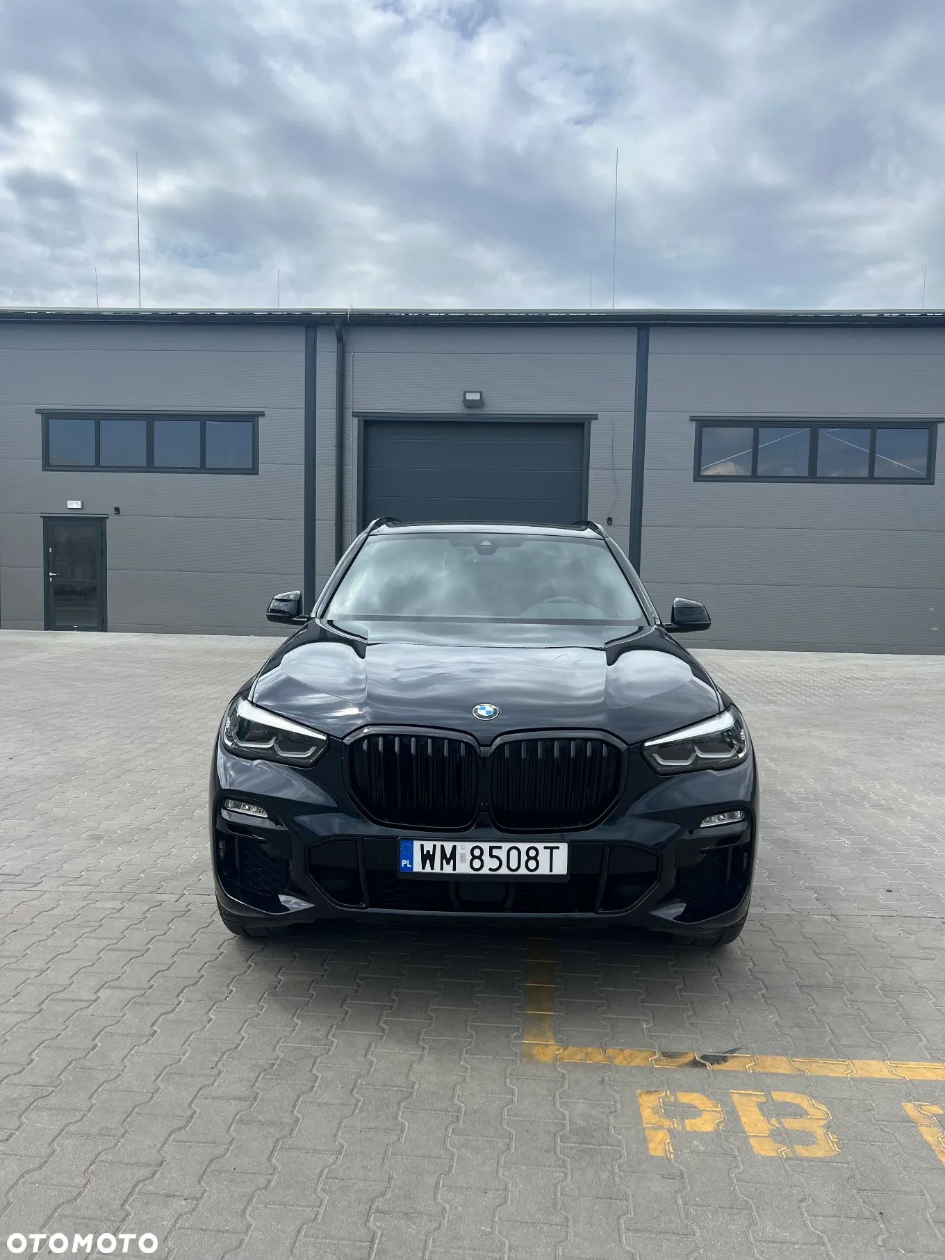 BMW X5 xDrive45e - 28