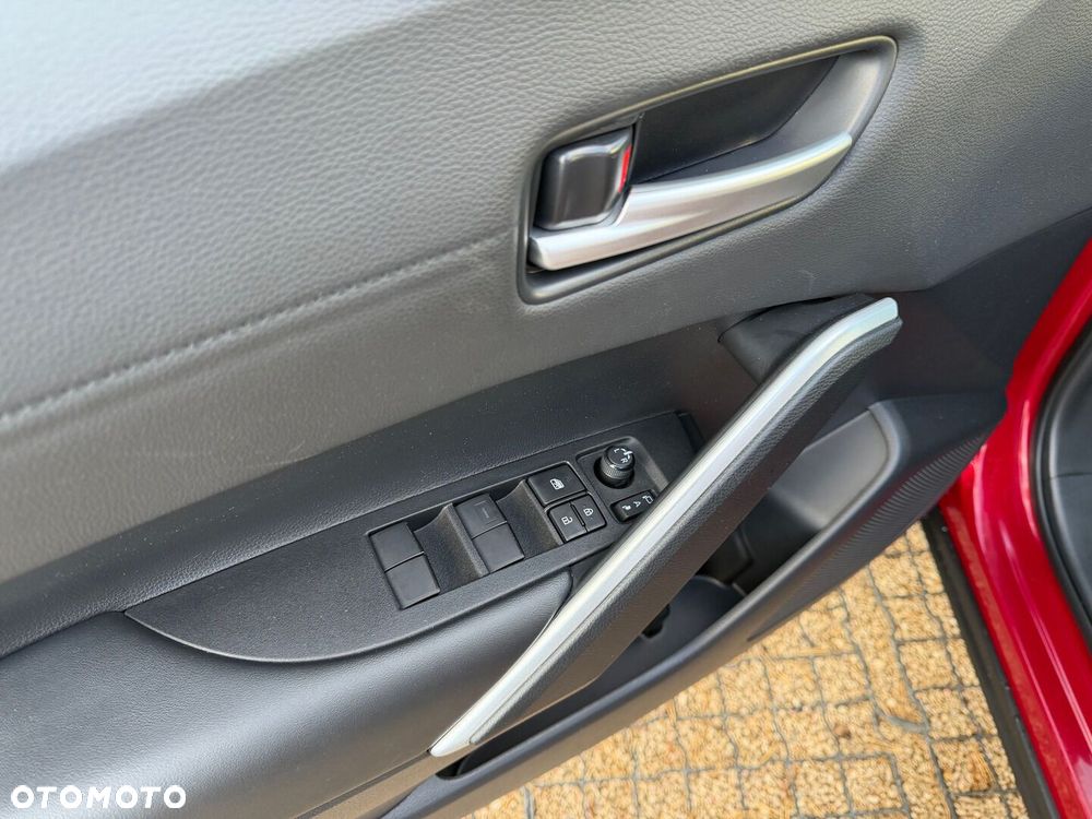 Toyota Corolla Cross 2.0 Hybrid Style - 24