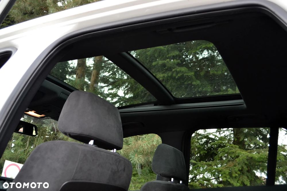 BMW X1 - 32