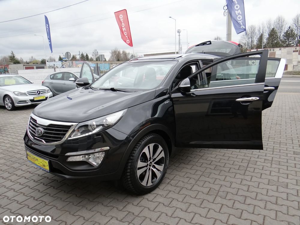 Kia Sportage 2.0 CRDI 4WD Automatik Dream-Team Edition - 12